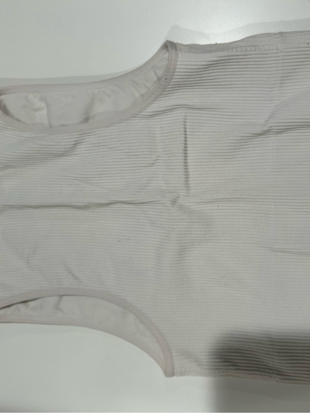 Garage White Ribbed V-Neck Cropped Tank - Picture 5 of 5